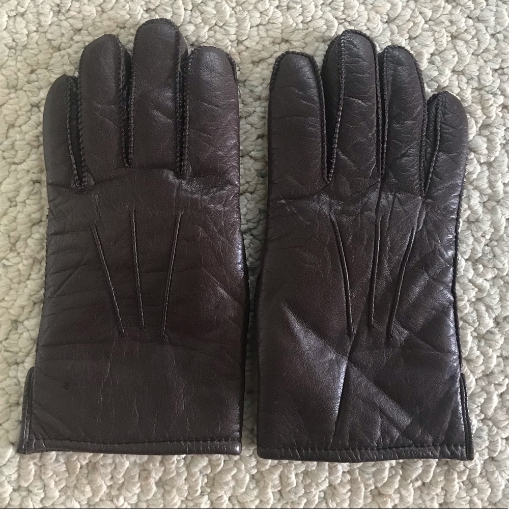 Genuine Leather. Brown Gloves